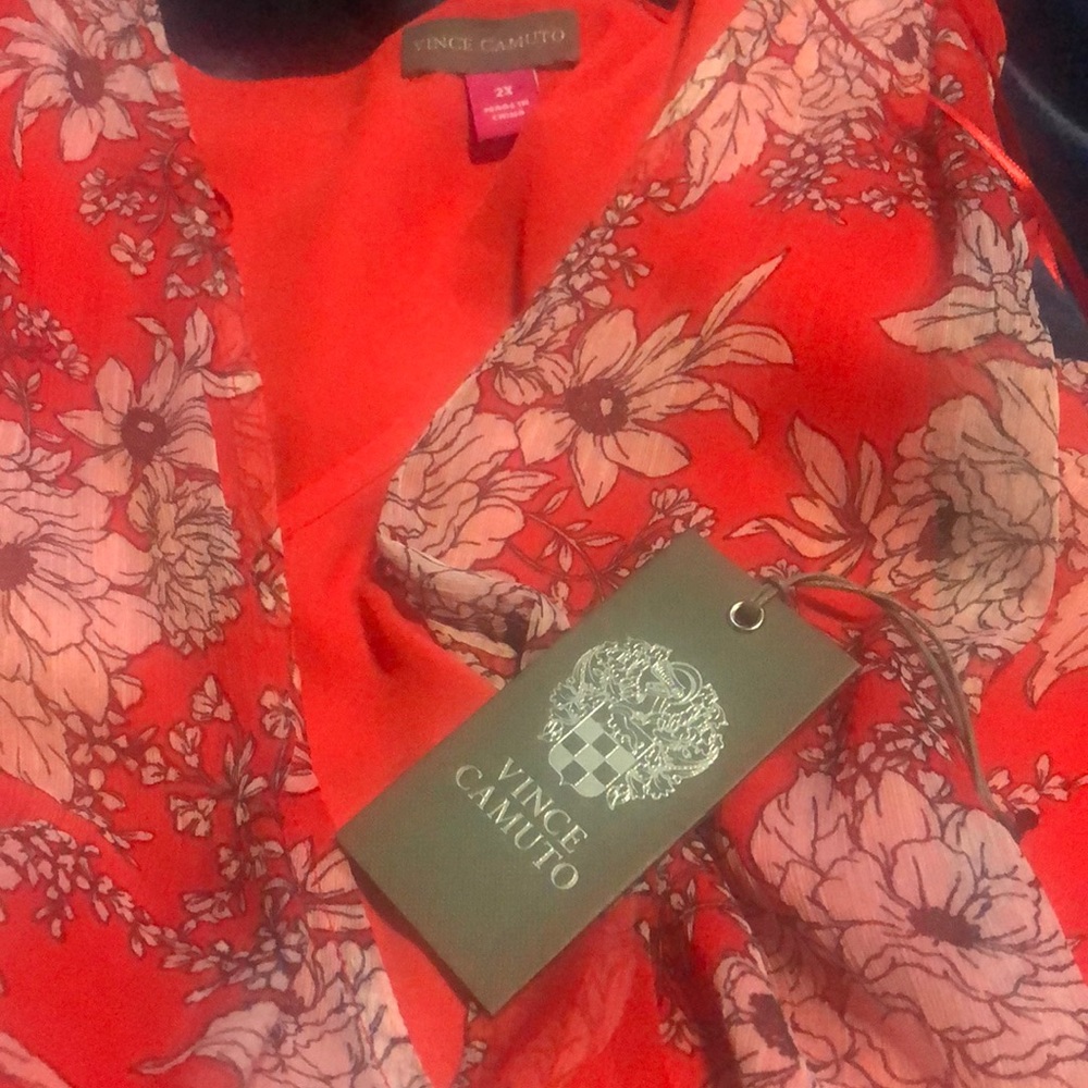 Blouse - Picture 2 of 2